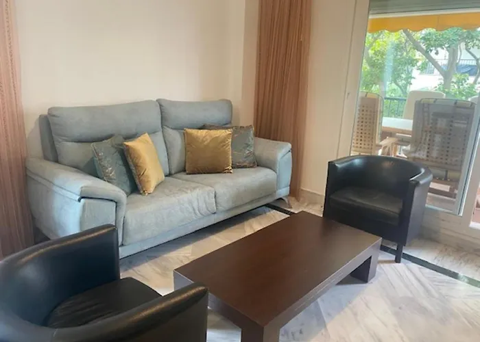 Marbella Sun Retreat • 3Br For 6 - Pass The Keys