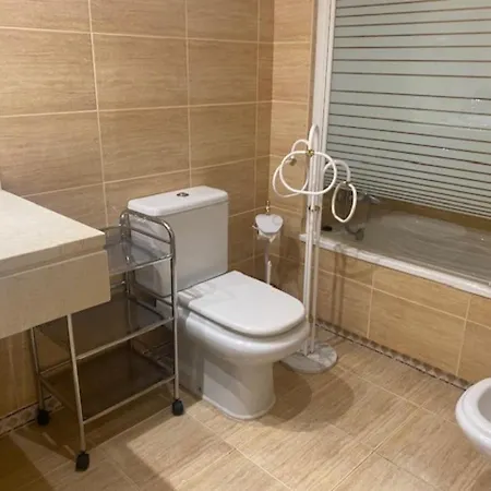 Sun Retreat • 3br For 6 - Pass The Keys * מארבלה