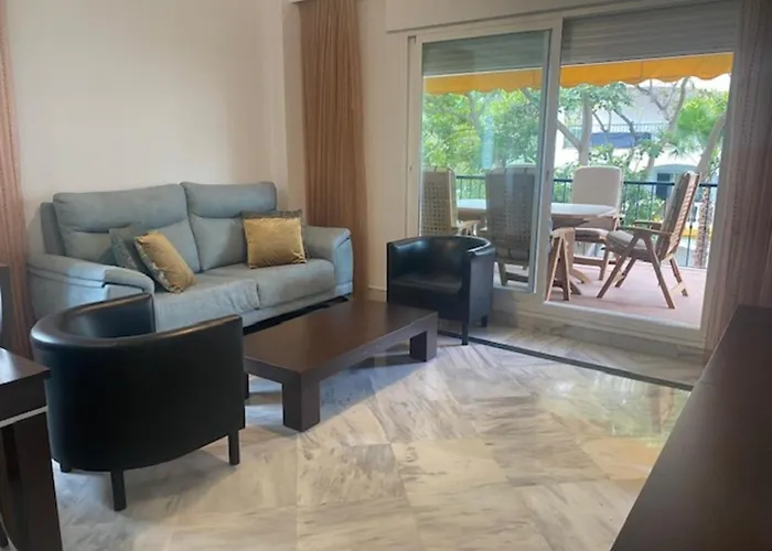 Marbella Sun Retreat • 3Br For 6 - Pass The Keys